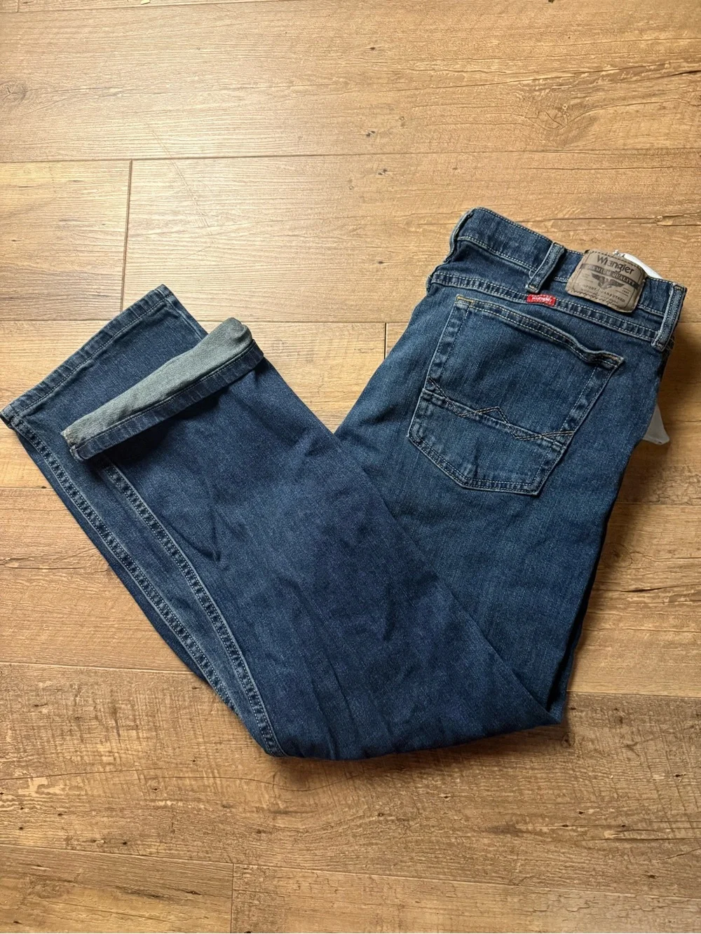 Levi's Men's Medium Blue Straight Leg Jeans